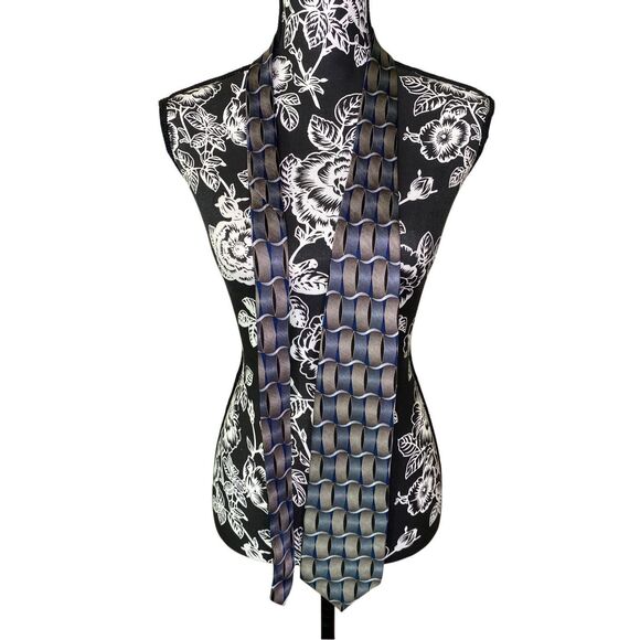 Courage Hand Sewn Imported Silk Tie Professional Career Office Workwear Business - Picture 1 of 7